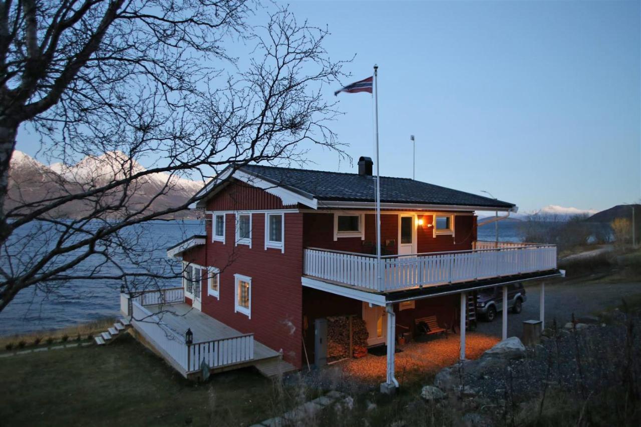 Innsletta Holiday Home Harstad Exterior photo