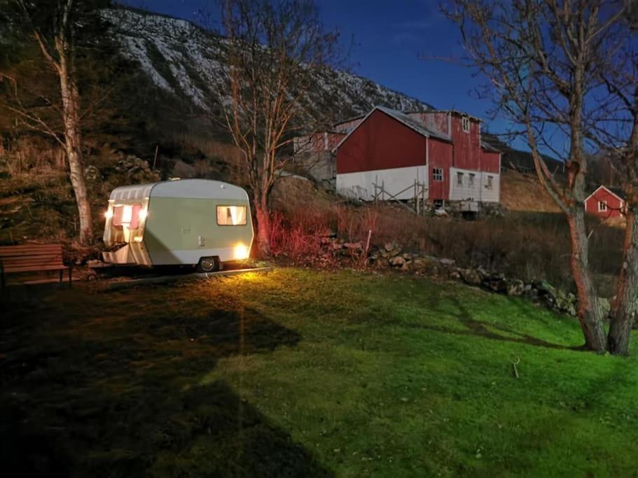 Innsletta Holiday Home Harstad Exterior photo